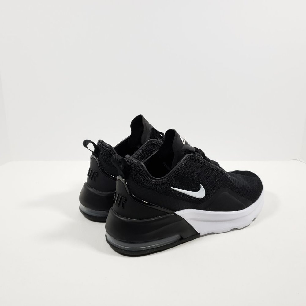 Nike Women's Air Max Motion 2 Running Shoes - Black 6M - Picture 2 of 4